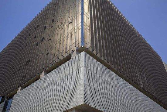 建筑幕墻.jpg